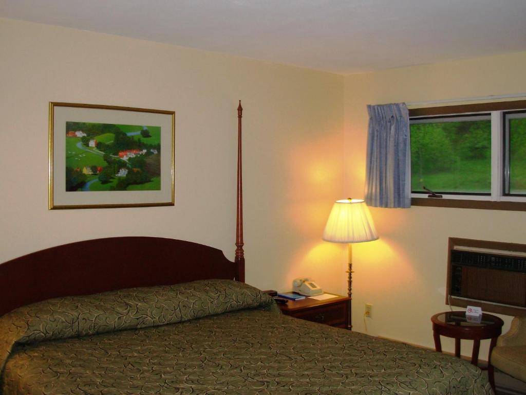 Red Carpet Inn On The Lake - Oneonta Camera foto